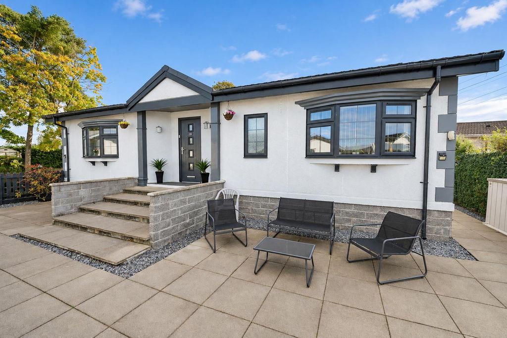Property photo 3 of 22 38 Burnbank Park Blairgowrie-3.Jpg