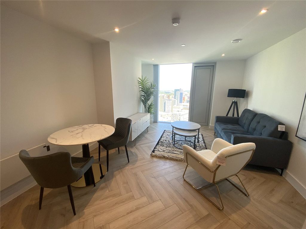 Property photo 3 of 41 Picture 3