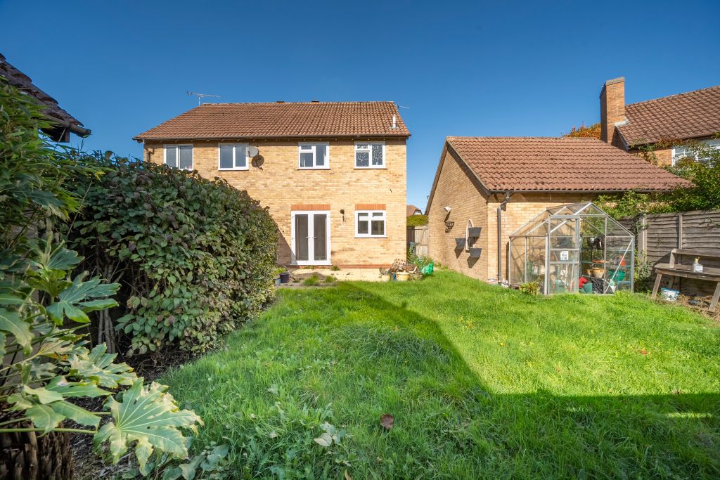 Property photo 2 of 21