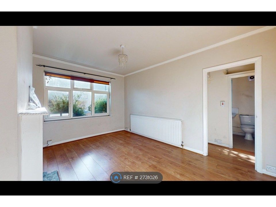 Property photo 2 of 3