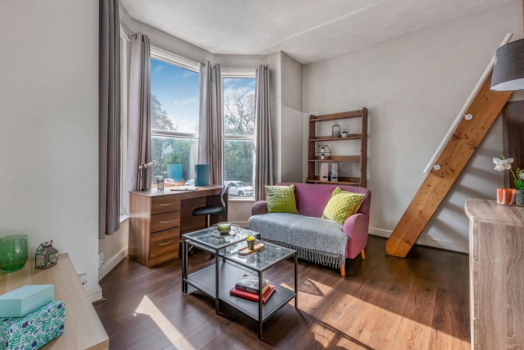 Property photo 1 of 7 Property Photo