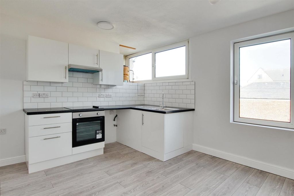 Property photo 1 of 15 02d66613-0B56-ee11-Be6F-6045Bdf1E9B6.Jpg