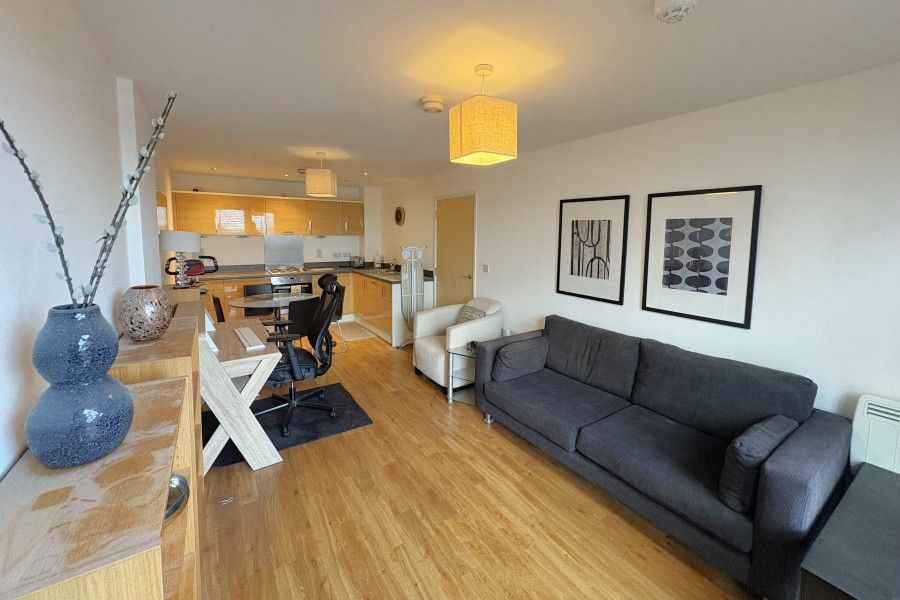 Property photo 2 of 6