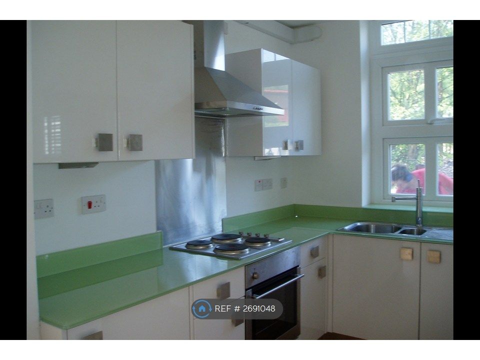 Property photo 1 of 4