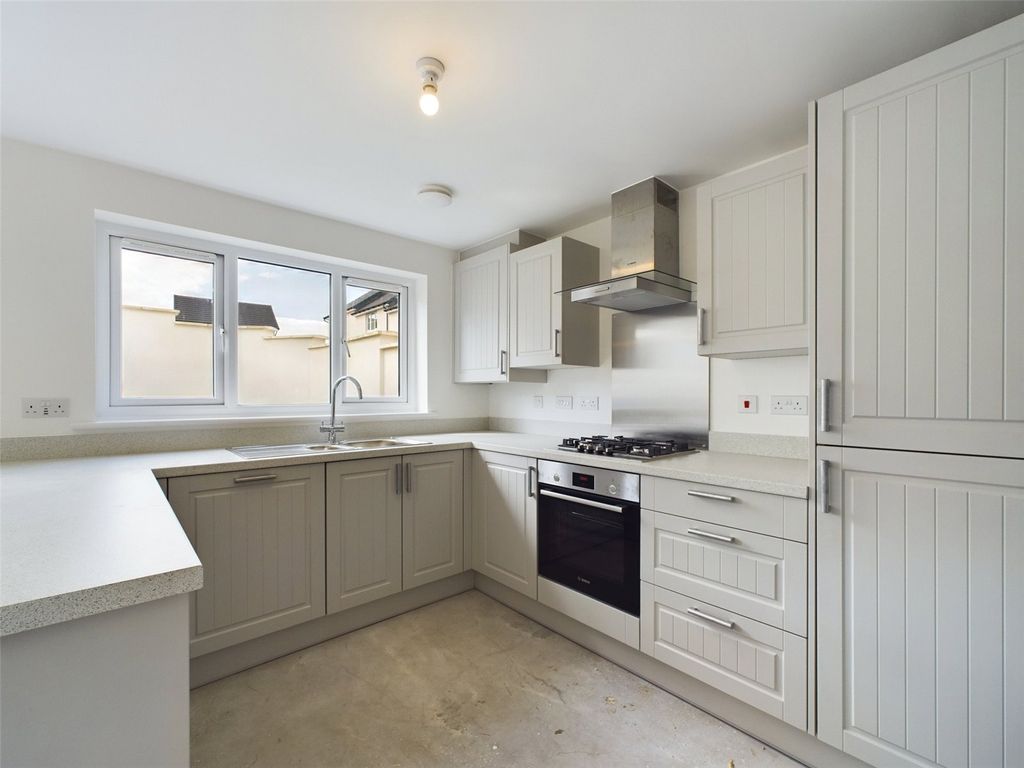 Property photo 3 of 12 Picture No. 06