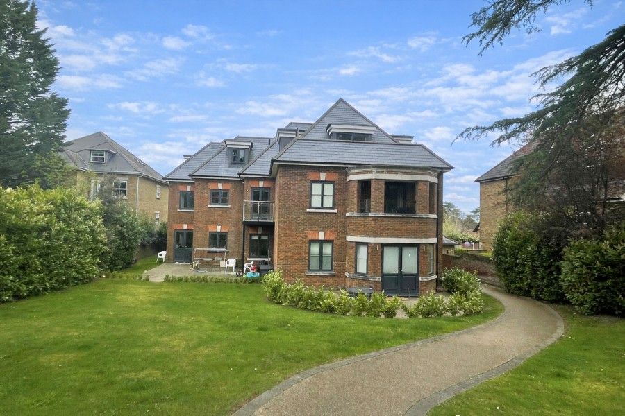 Property photo 1 of 10