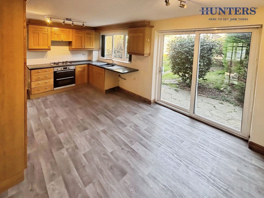 Property photo 3 of 12 Pbox-Img.Jpg