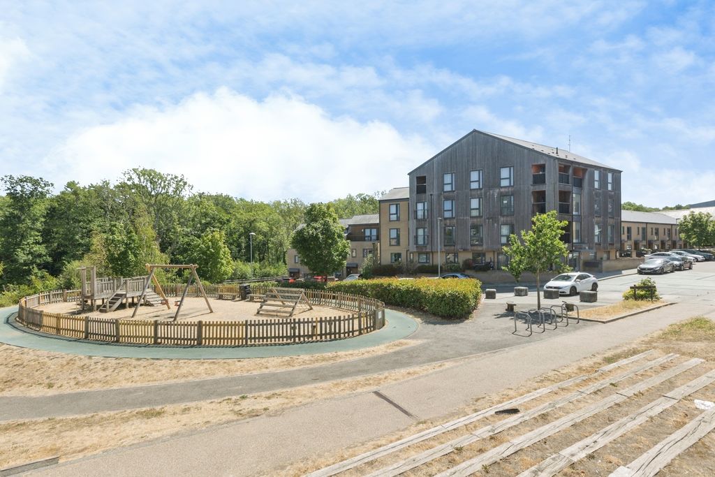 Property photo 1 of 19 Pbox-Img.Jpg