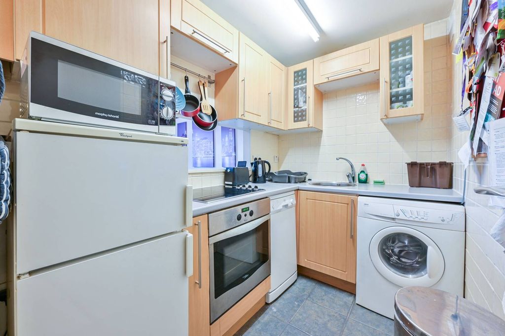 Property photo 2 of 7