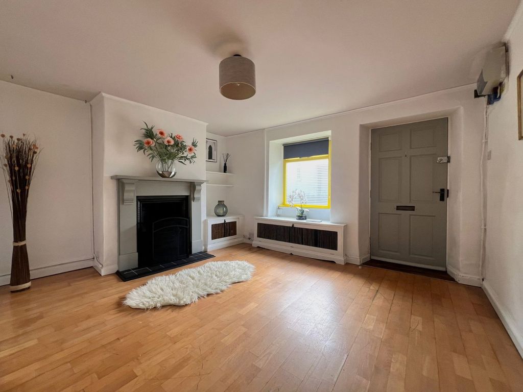 Property photo 2 of 12 Picture No. 54