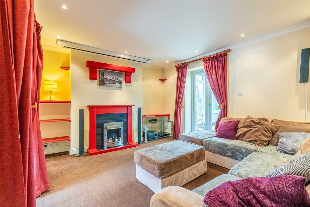 Property photo 3 of 17 0Mtrz-Cu60Mfvbtkdvmmrg.Jpg