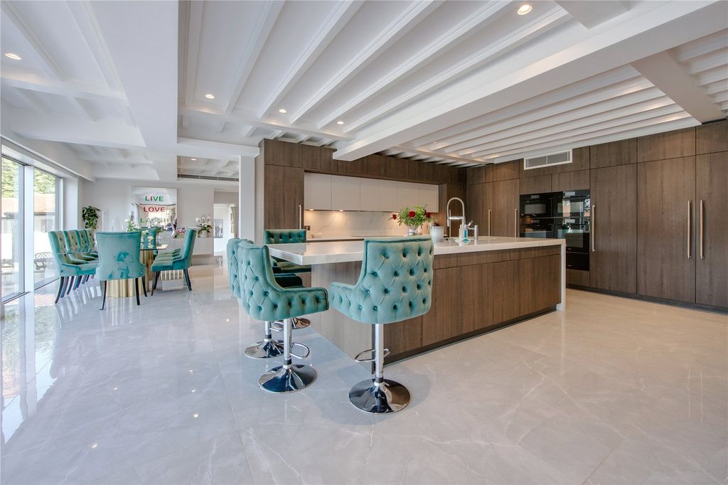 Additional image 4 of 6 bed detached house for saleWatford Road, Radlett, Hertfordshire WD7