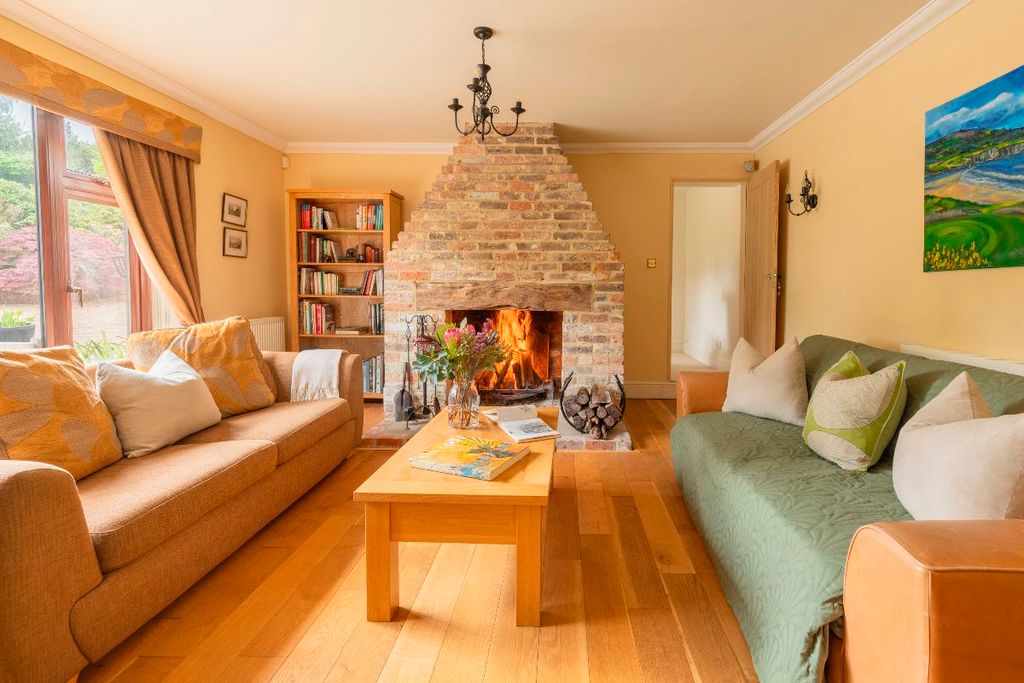 Property photo 1 of 29