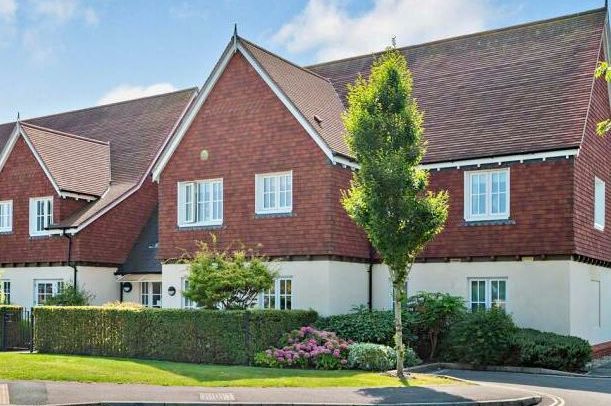 Property photo 2 of 24 Gallery