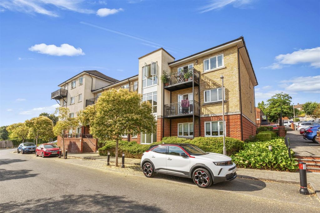 Property photo 1 of 13 Lovegrove House, Ercolani Ave-14.Jpg