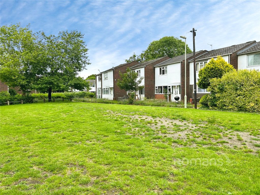 Property photo 2 of 12 Picture No. 05