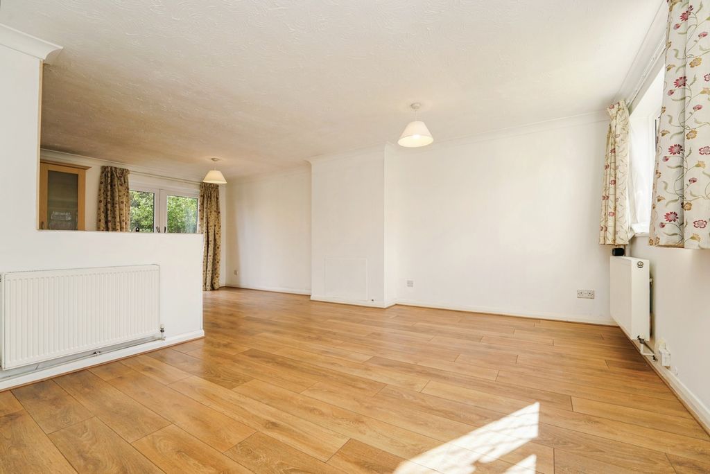 Property photo 3 of 14 Living/Dining Room