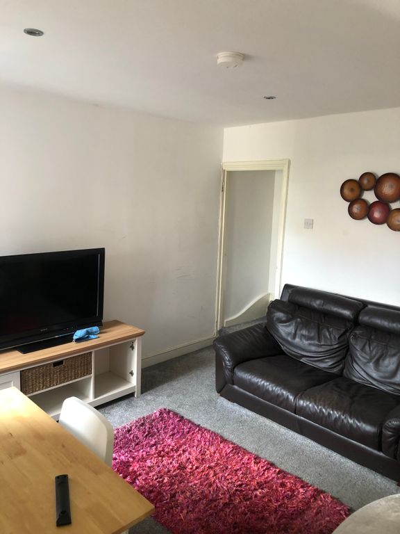 Property photo 3 of 19