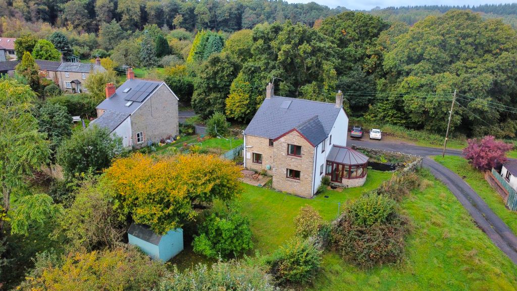 Property photo 1 of 25