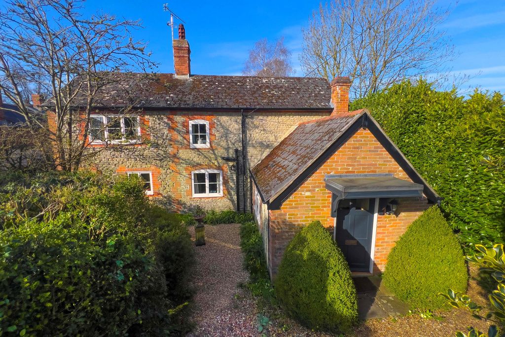 Property photo 1 of 22