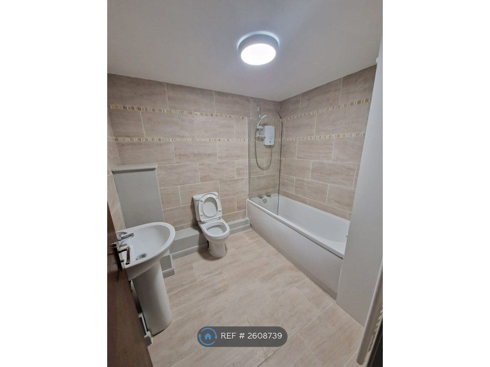 Property photo 3 of 5