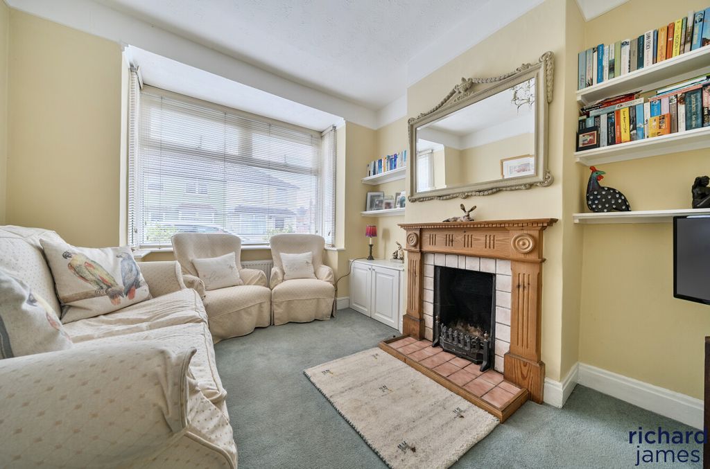 Property photo 2 of 10 2625F340E430420Bac71dc5Ff4Fa5982