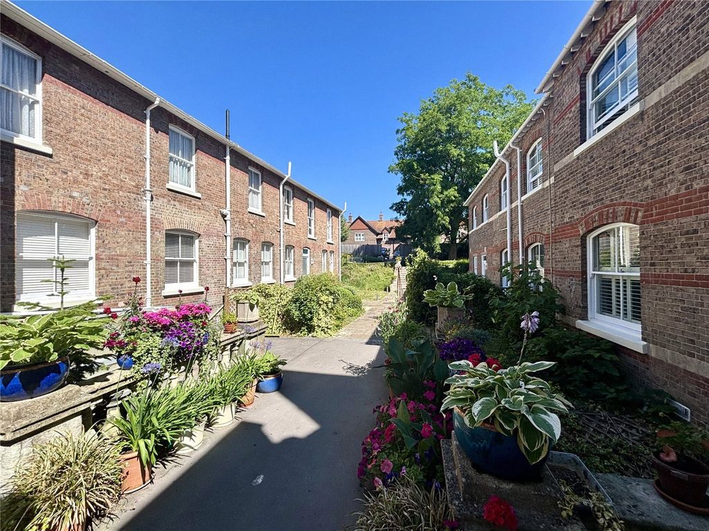 Additional image 20 of 3 bed flat to rentStratton House, 61 High West Street, Dorchester, Dorset DT1