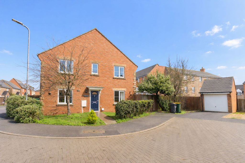 Property photo 1 of 22