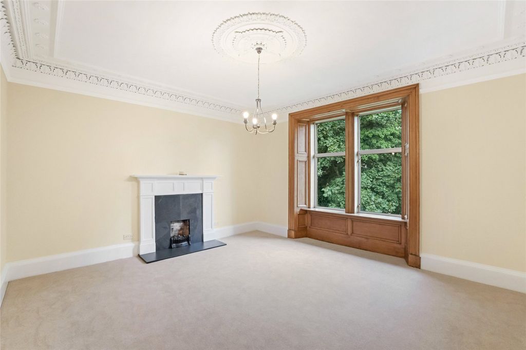 Property photo 2 of 21 Picture No. 15