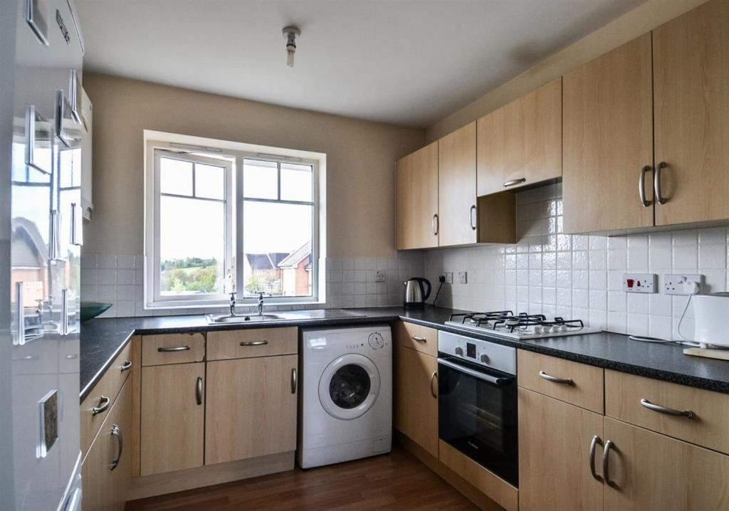 Property photo 2 of 6