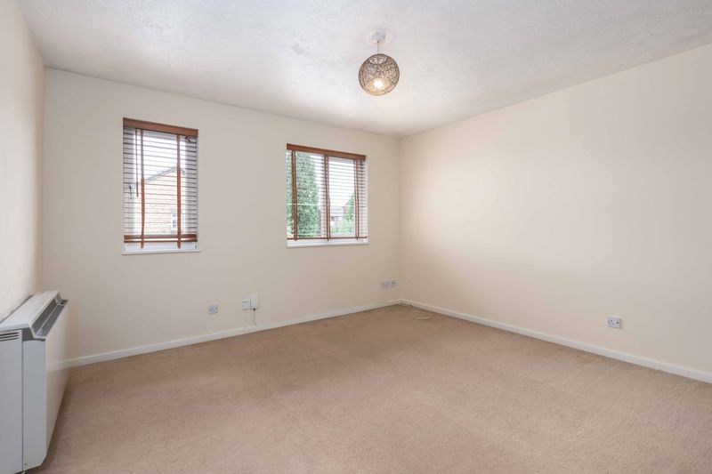 Property photo 3 of 5 Photo 4