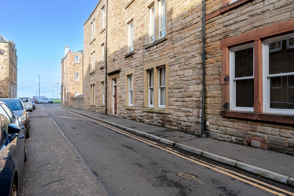 Property photo 1 of 19 Primary Property Image