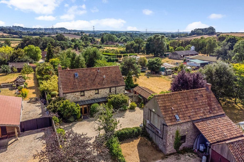 Property photo 1 of 21 Aerial Front