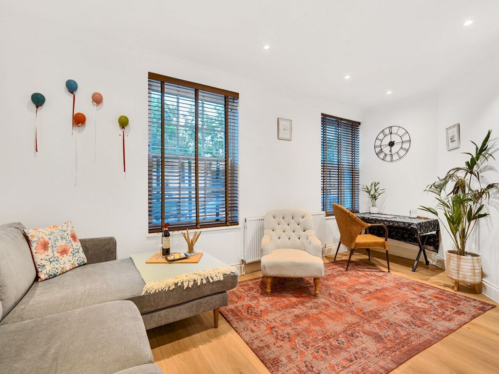 Property photo 3 of 18