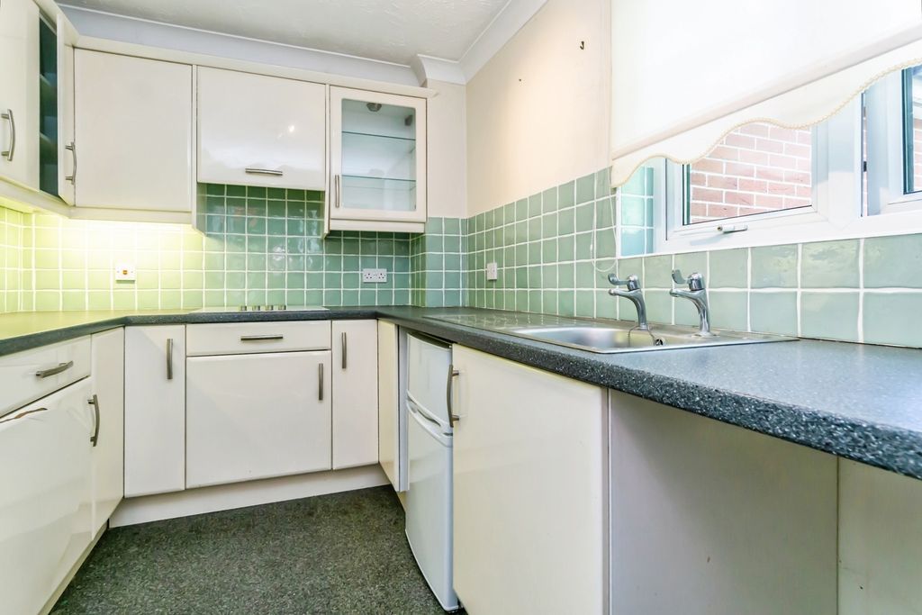Property photo 3 of 13 Pbox-Img.Jpg