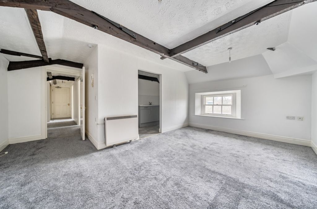 Property photo 3 of 10 1425254-5-69Aacb35380c3