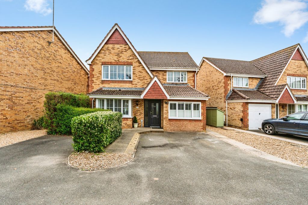 Property photo 1 of 19 Front View