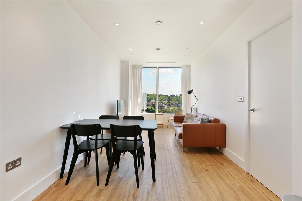 Property photo 1 of 11 Ach_0487.Jpg