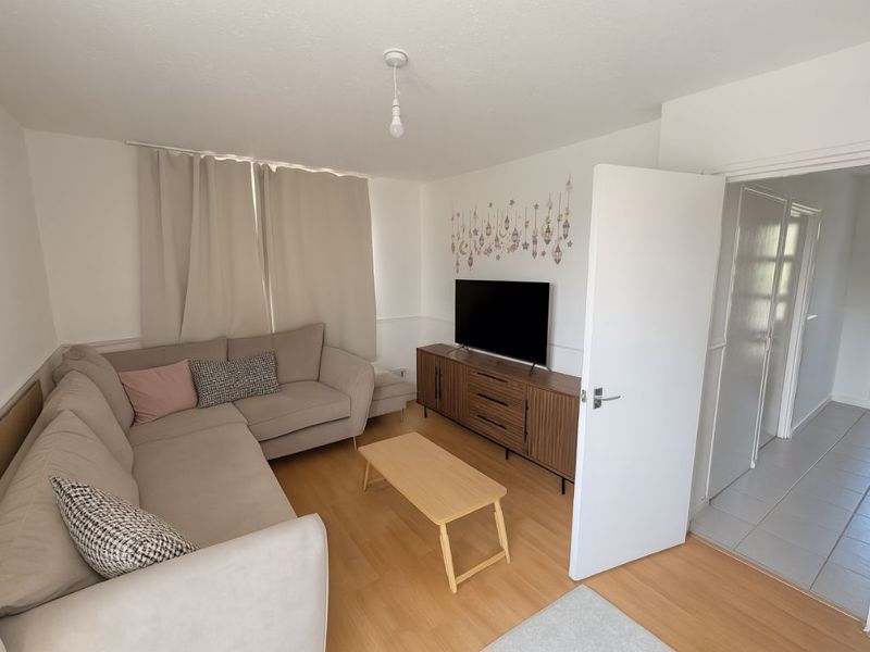 Property photo 2 of 15 Photo 9