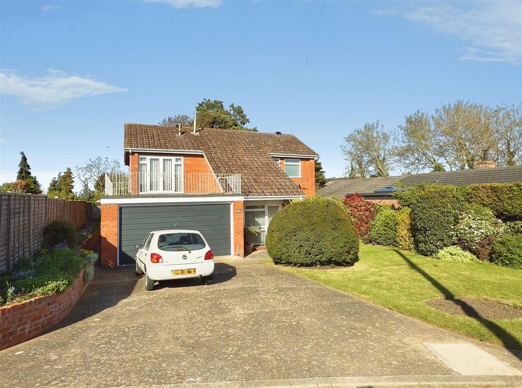 Property photo 1 of 20 Beccles (16).Jpg