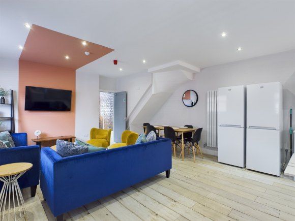 Property photo 1 of 6 8462545