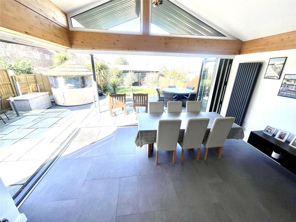 Property photo 3 of 28 Picture No. 03