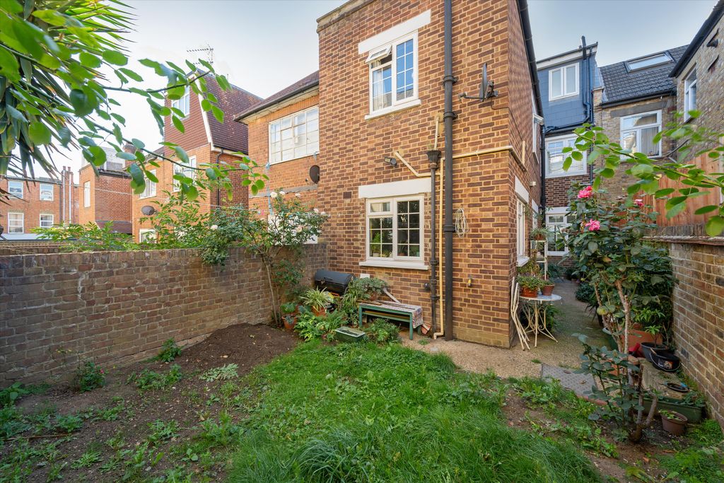 Property photo 3 of 9 Image