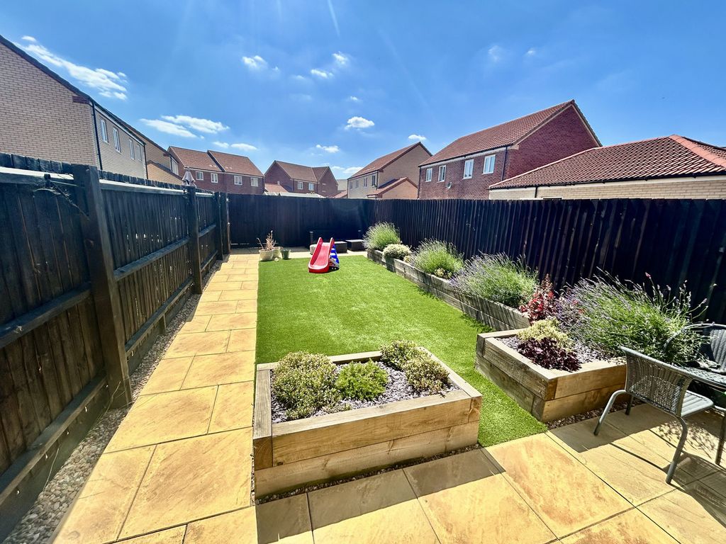 Property photo 3 of 15