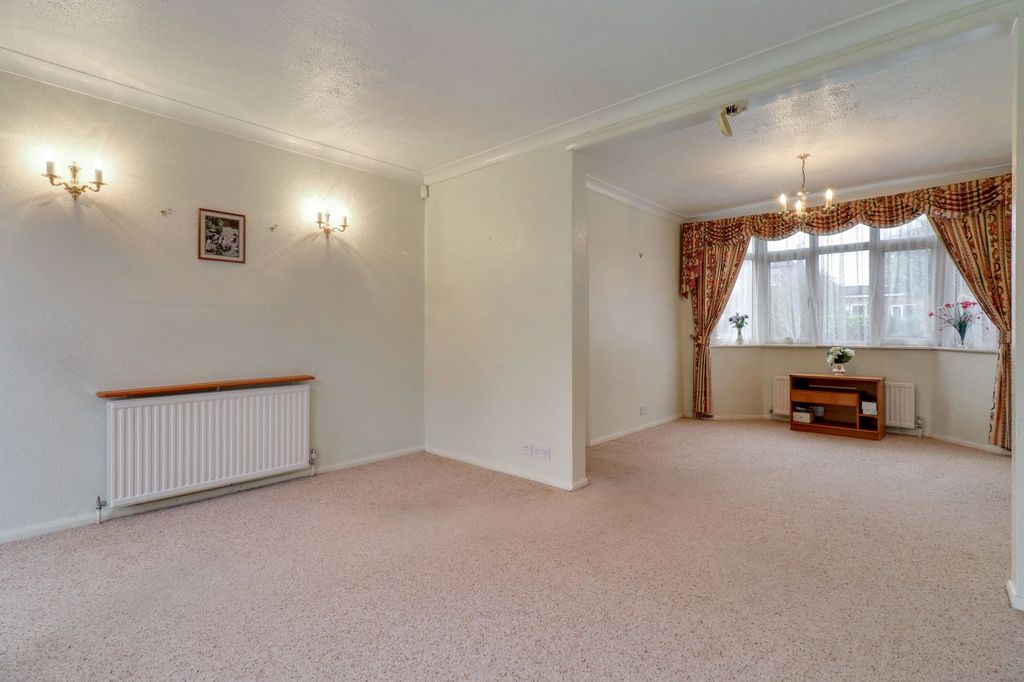 Property photo 3 of 14