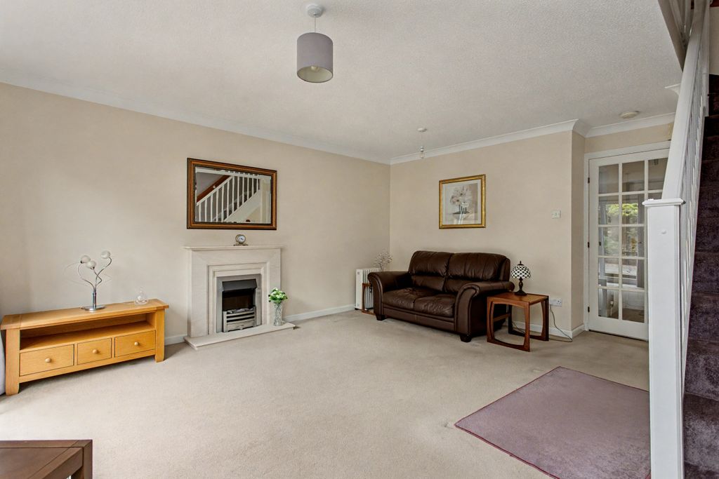 Property photo 2 of 11 Property Image 2