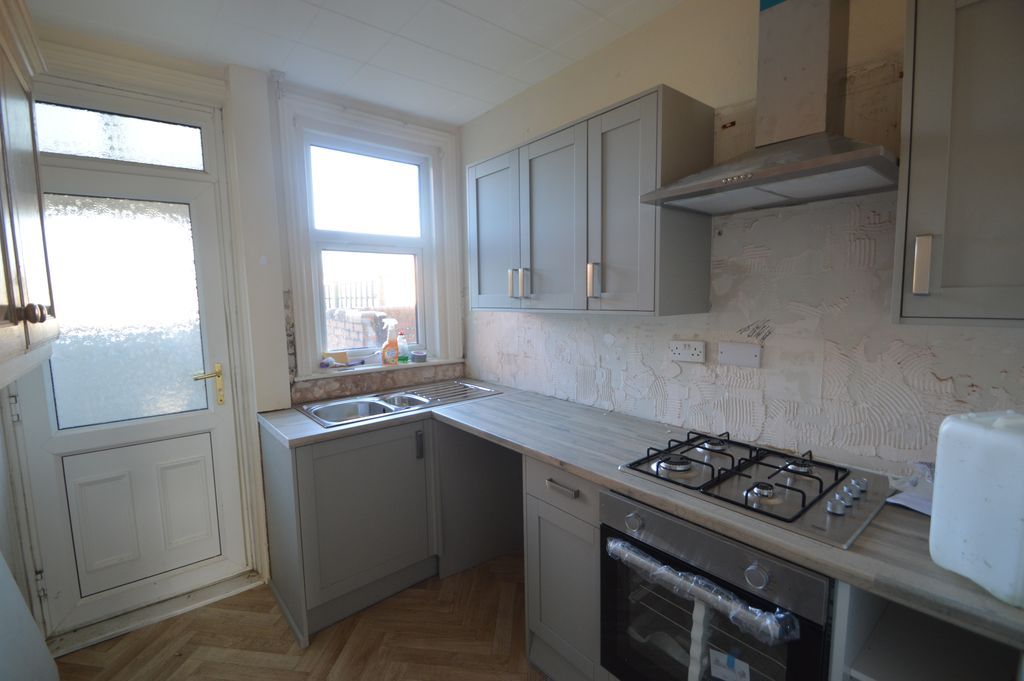 Property photo 2 of 7 Photo 3