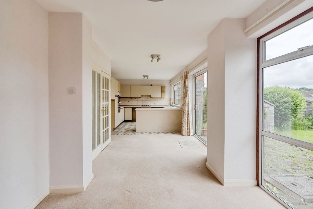 Property photo 2 of 19 Pbox-Img.Jpg