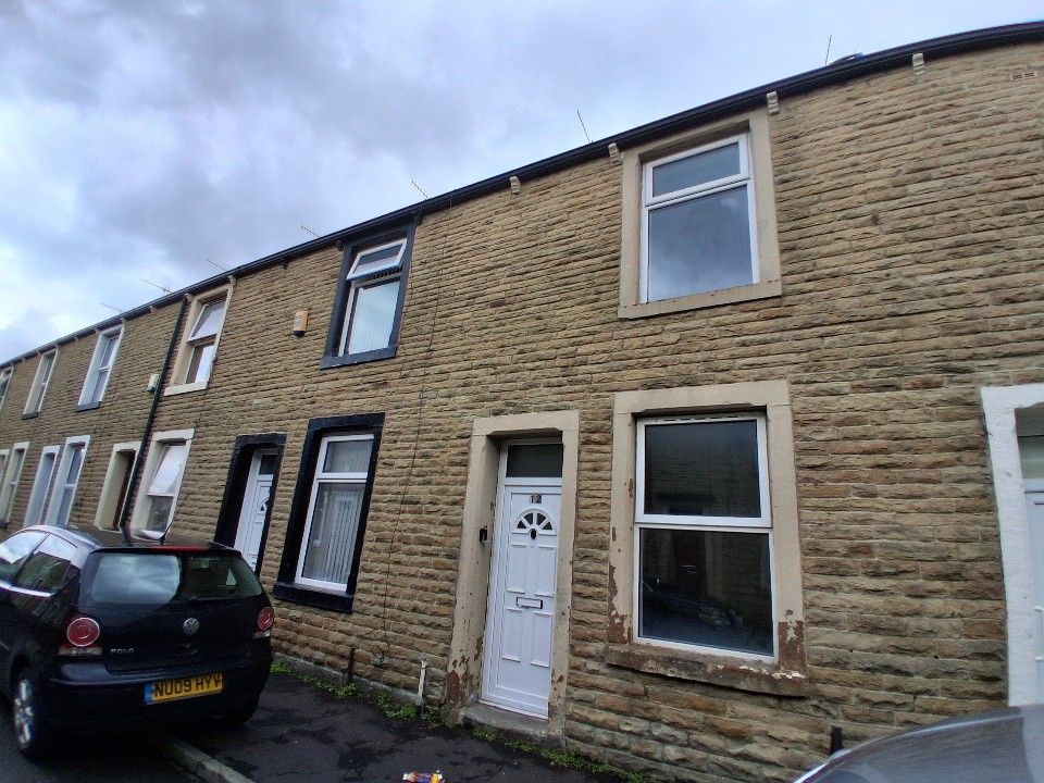 Property photo 2 of 14