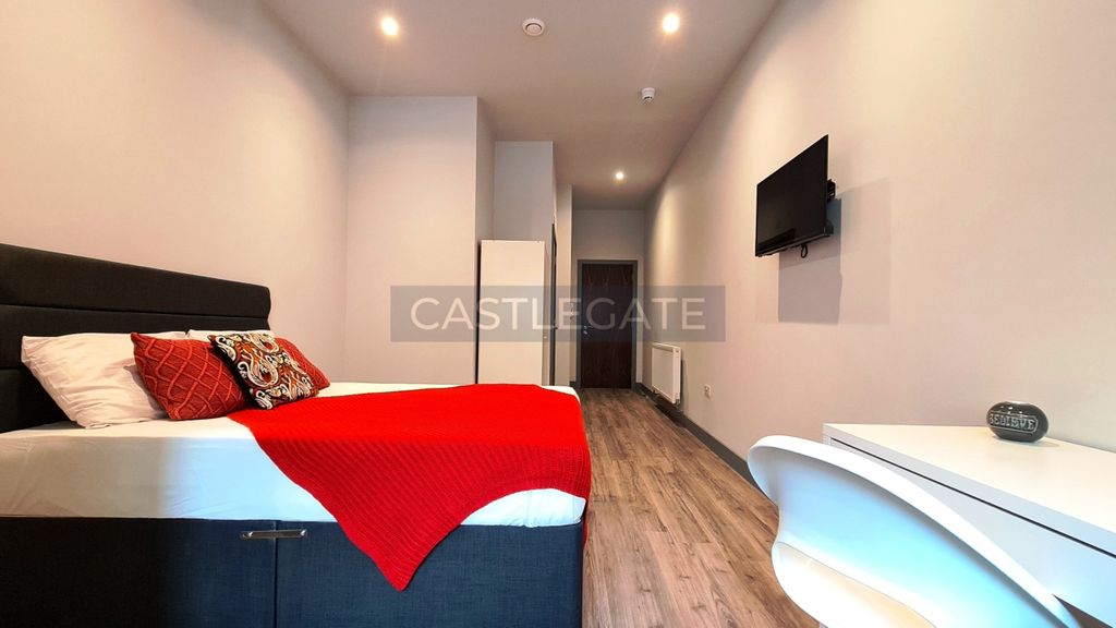 Property photo 2 of 13 Room 17, Renaissance Works, 105 New Street, Huddersfield, HD1 2As (4)